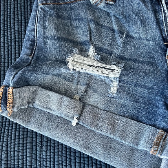 Kancan stretchy denim distressed shorts - Picture 3 of 6